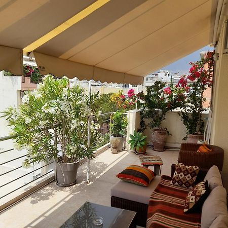 Athens Central Apartment 2 Mins To Metro Exterior photo