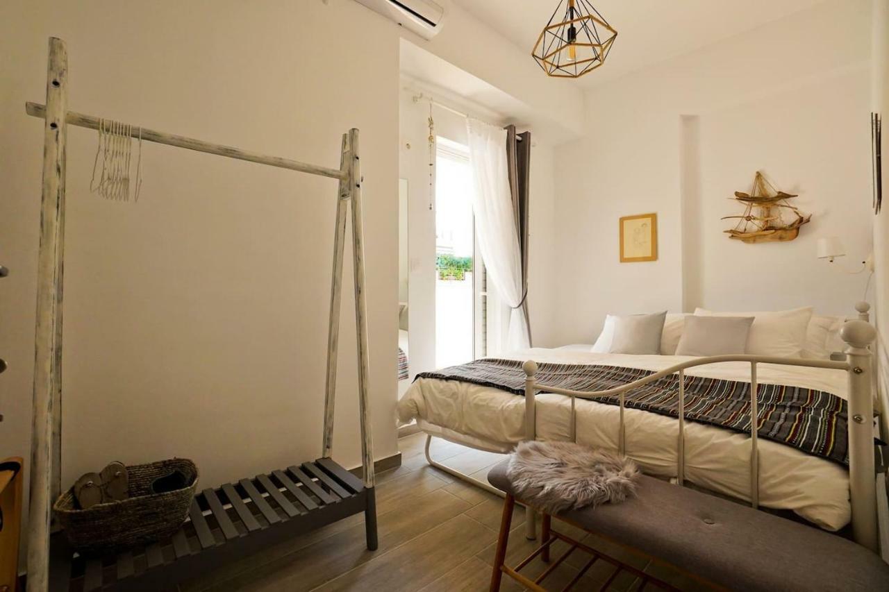 Athens Central Apartment 2 Mins To Metro Exterior photo